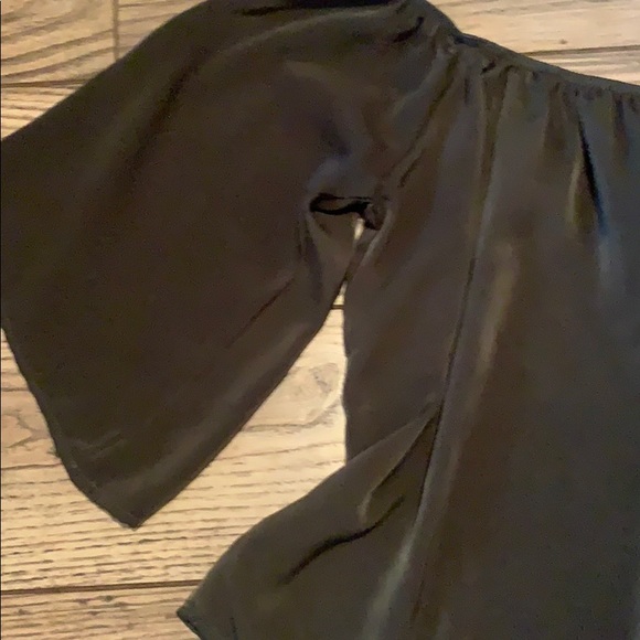 Silky Off the Shoulder Top - Picture 5 of 8